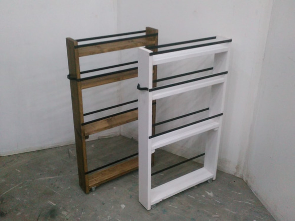 キャスター付き隙間収納棚（茶色）受注生産品 5枚目の画像