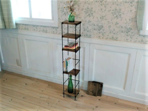 細アイアンの格子棚（一列7段）受注生産品