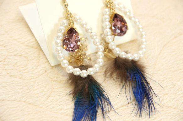 SWAROVSKI & feather pierce 2枚目の画像