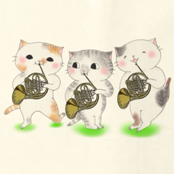 ホルン３匹猫のエプロン【楽器ねこシリーズ】 2枚目の画像