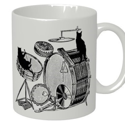 ドラムと黒猫のマグカップ【楽器ねこシリーズ】 1枚目の画像