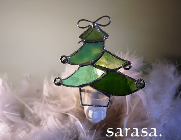 クリスマスツリーのフットランプ♪　*ステンドグラス* 2枚目の画像