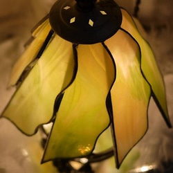 ✴︎:.｡.:イエローグリーンのお花のフレアランプ 5枚目の画像