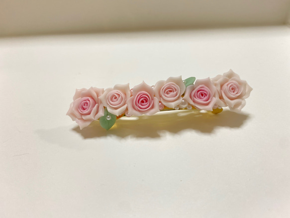 薔薇のバレッタ   ピンク 1枚目の画像