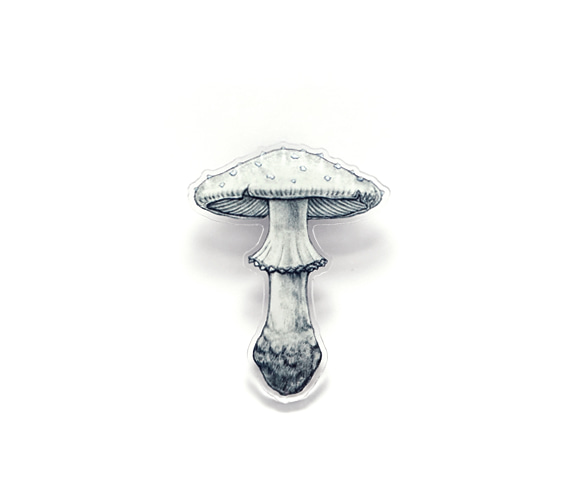 White mushroom brooch 2枚目の画像