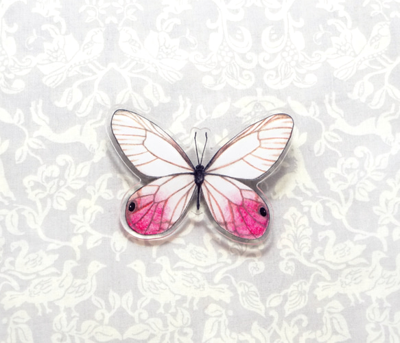 Pink butterfly brooch 2枚目の画像