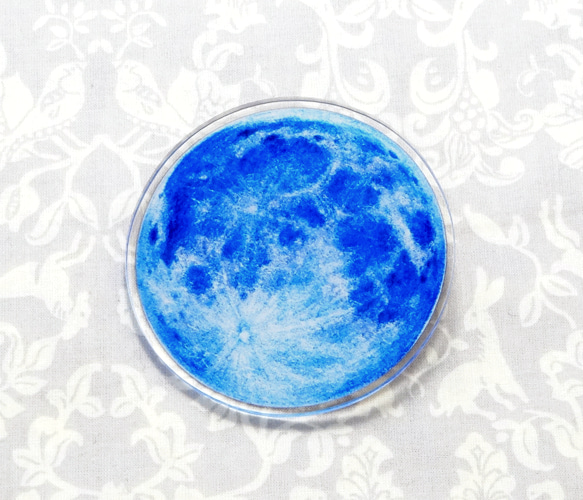 Blue moon brooch 1枚目の画像