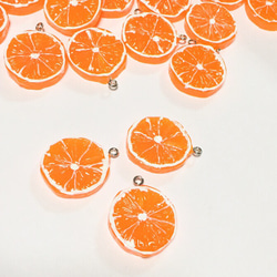 「4個セット オレンジ」  22×24mm フルーツアクセサリー チャーム  K0023 3枚目の画像