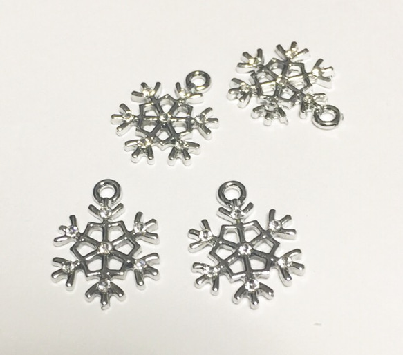 「4個セット 雪の花」16×21mm シルバー K0087 1枚目の画像