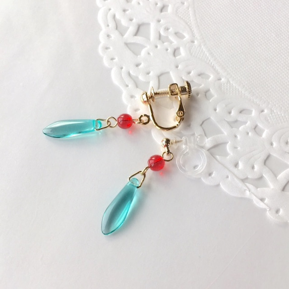 定形郵便：イケメン魔法使いのイヤリング ／ ガラス チェコ イヤリング