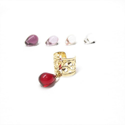 【左右両用】ルビーレッドのダガービーズとダイヤ柄のイヤーカフ　ピアスタイプ（ゴールド色）／イヤリング対応 7枚目の画像