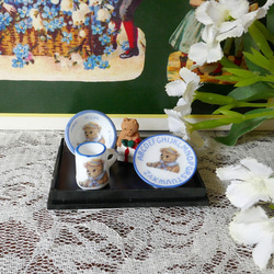 Reutter Porcelain ドールハウスミニチュア　ベア柄の食器セット 2枚目の画像