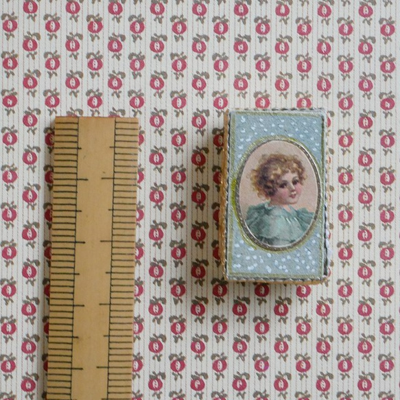 輸入ミニチュアパーツ　ドールハウス　クッキーbox 7枚目の画像