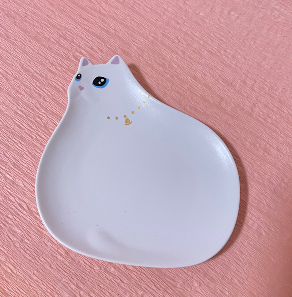 にゃんこ菓子皿 白猫ミルキー 2枚目の画像