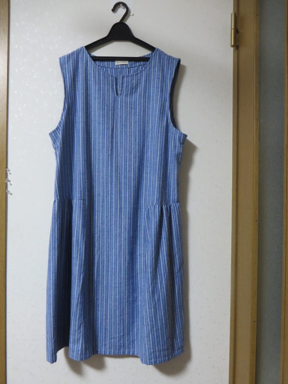 ☆新作☆　１点もの　ブルー系　ストライプ　ジャンパースカート　ワンピース　大きいサイズワンピース　ゆったりサイズ　サイズ 1枚目の画像