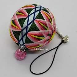 Mini Temari Strap &quot;Kiku&quot; Green Space, Pink Flower Tema 第4張的照片