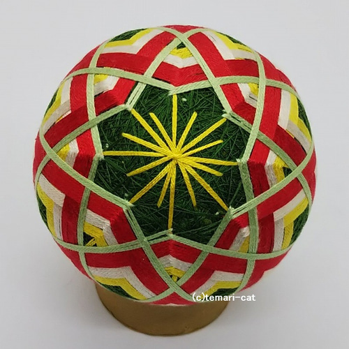 てまり「菱かさね」緑地、赤椿 手まり 手毬 手鞠 その他インテリア雑貨