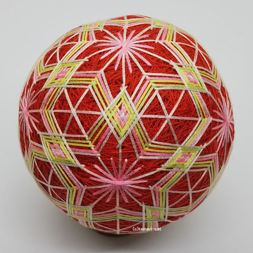 手毬 手鞠 てまり お地蔵さんと柿の木 紅葉 No100 新しい手まり 7集 - 松葉・麻の葉かがり特集 - | 日本てまりの