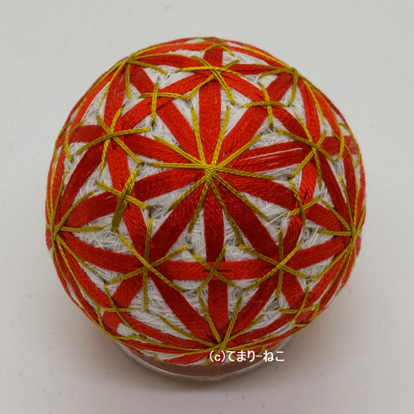 絹ミニてまり「10の分割」白地、赤5cm 手まり 手毬 手鞠 その他