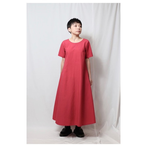 シンプルなワンピース タイプライター手染め天日干し加工使用 赤  
