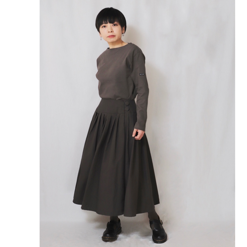 ヨークスカート　こげ茶　4サイズ