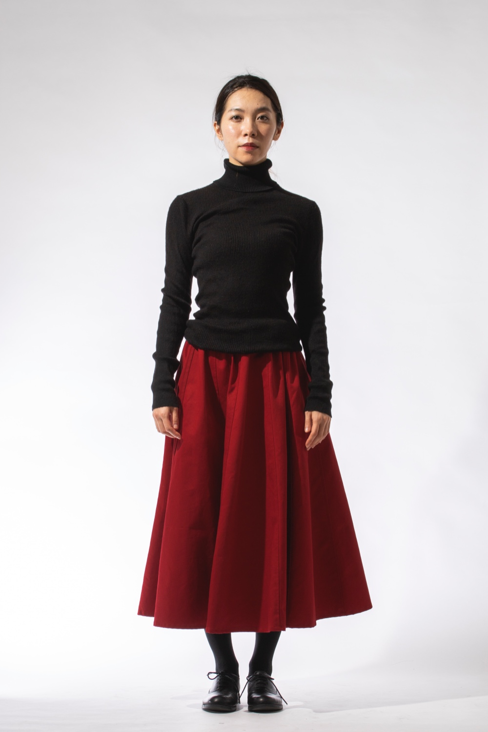 チノクロス　12枚はぎフレアスカート　赤　サイズ調整可能