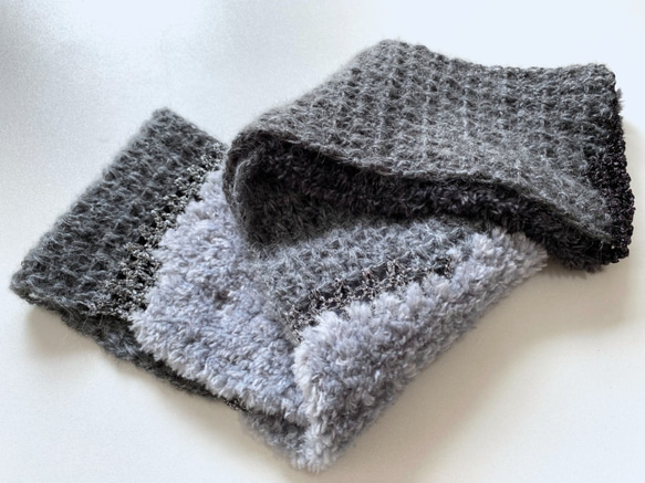 蓬鬆圍巾 不同材質混合灰色（鉤針編織） 第6張的照片