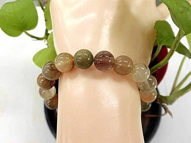 天然石 ルチルクォーツ (多彩針) 10.5〜11.0mm玉ブレスレット 内周18.5cm　　　211221196