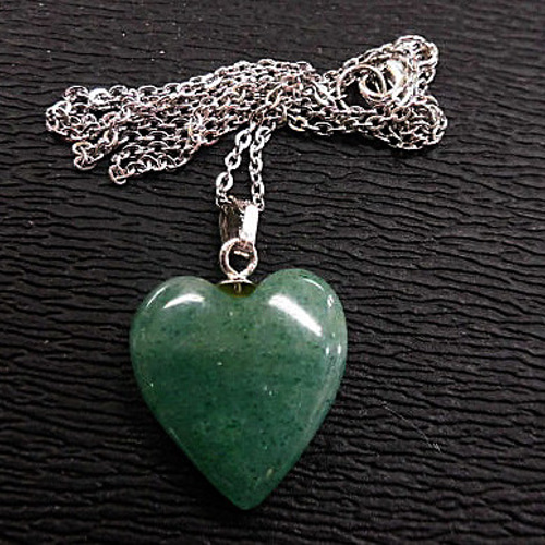 天然石 翡翠ハートネックレス (ペンダント) 180101125 ネックレス