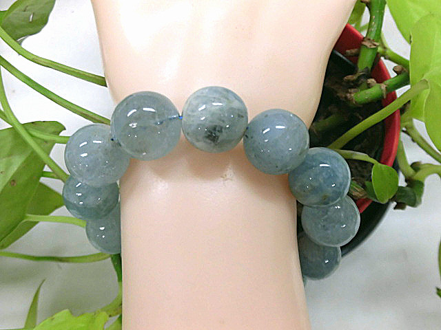 天然石 アクアマリンブレスレット14.5～15.5ｍｍ玉 内周18.1cm　　　190312083