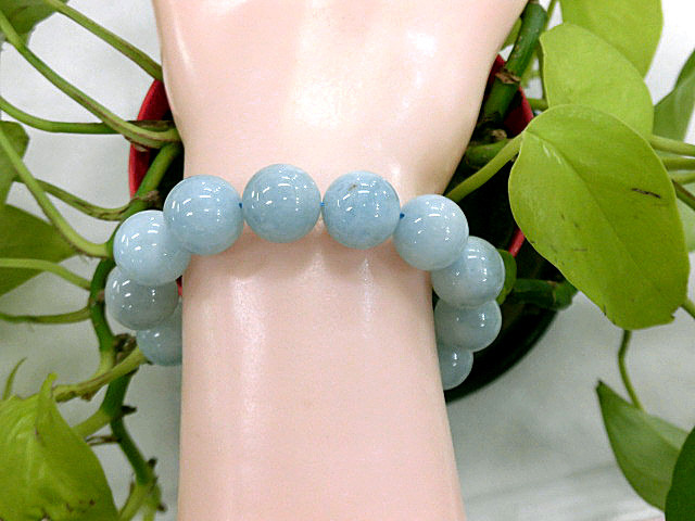 天然石 アクアマリンブレスレット13ｍｍ玉 内周16.3cm　　　190312087