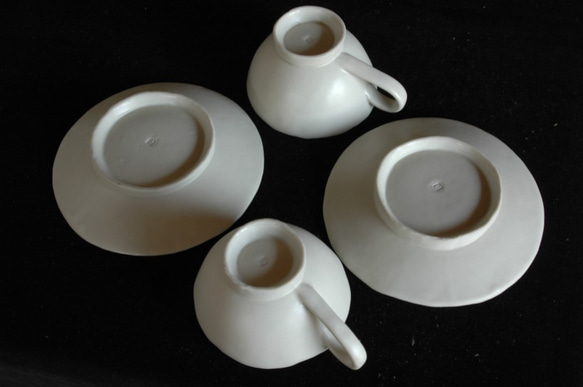 ９．白磁マット金金銀彩紅茶碗皿（ペア） 4枚目の画像