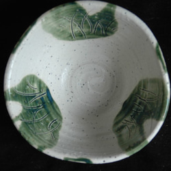 １３、オリベ釉深鉢（草文） 4枚目の画像