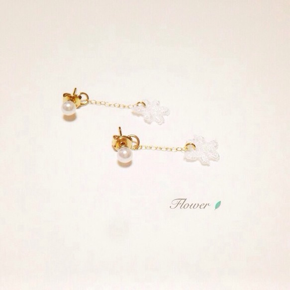 ピアス  Flower ( s ) 2枚目の画像