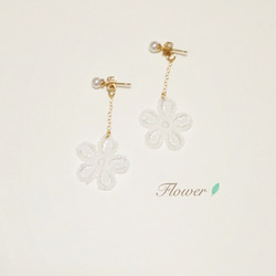 ピアス  Flower 1枚目の画像