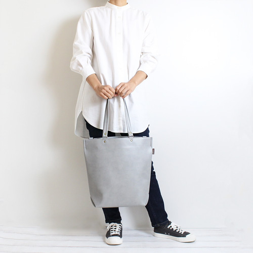 超軽量！！水に濡れても安心素材 A4縦型シークトートバッグ（持ち手
