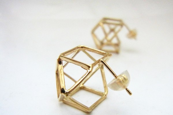 shikaku-sankaku no rittai