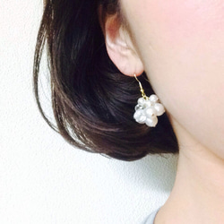 選べる2色☆パールピアス 1枚目の画像