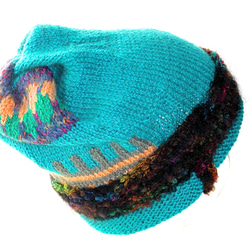 おしゃれな手編みニット帽子 4枚目の画像