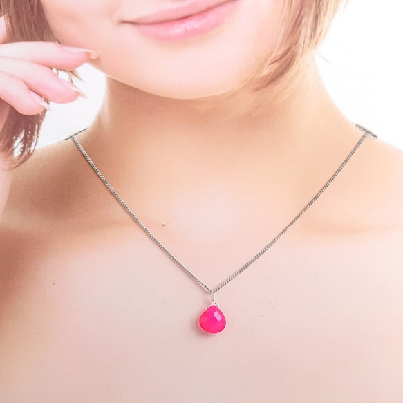 Fuchsia Pink Chalcedony【Pink Chalcedony】單條項鍊（銀色） 第2張的照片