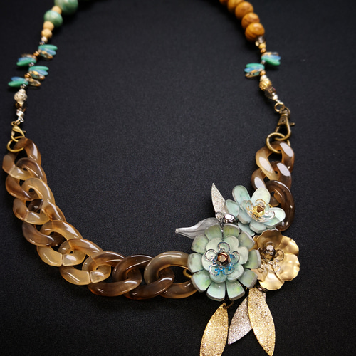 幻想花の首飾り(necklace) ~和モダン~ ネックレス・ペンダント 