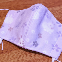 シルクジョーゼットをかけた薄い紫色にうさぎさん柄のタオル地とピンク色·水色チェック柄の２重ガーゼの立体マスク 5枚目の画像