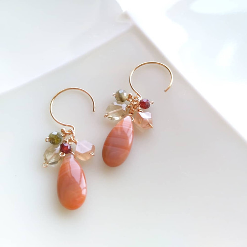 Sold☆【1点もの☆ナチュラル】オレンジストライプアゲート花束ピアス 
