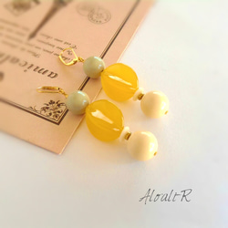 再3》Fruto amarillo　アンティークピアス 2枚目の画像