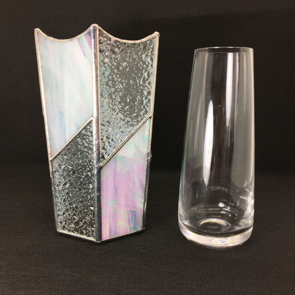 Glass Vase Green Hexagon　花瓶　ステンドグラス 1枚目の画像