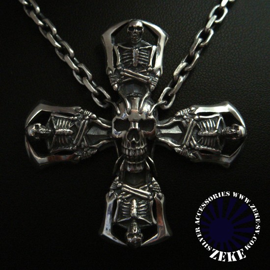 戦空徽章〔センクウキショウ〕　（髑髏　スカル　十字　クロス）