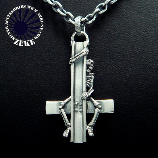 鉄骨〔テッコツ〕スカルペンダントトップ　（髑髏　クロス　十字）