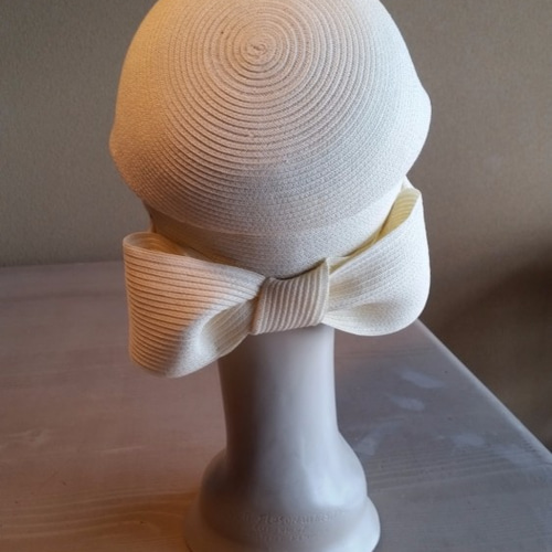 ペーパー・ブレードのリボンクロッシェ(ホワイト)［再販］ ハット