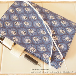 B6サイズ手帳カバー北欧風ブルーの小花＆革タグ　夢かな手帳　星のダイアリー対応 4枚目の画像