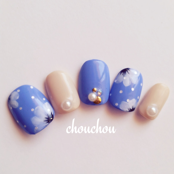 ニュアンスネイル ドット柄 ぷっくり ちゅるん ネイルチップ